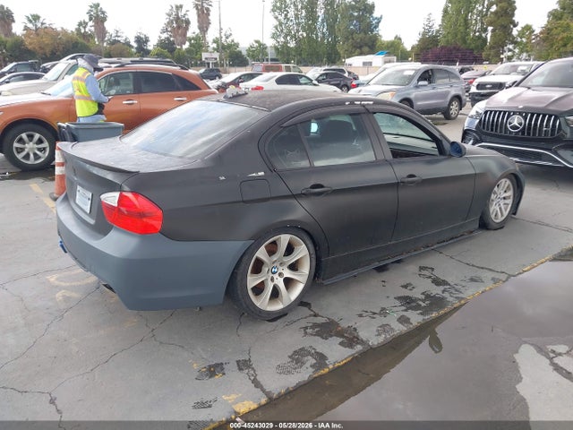 2006 Bmw 325i მანქანა იყიდება აუქციონზე, vin: WBAVB13506K001530, აუქციონის ნომერი: 45243029