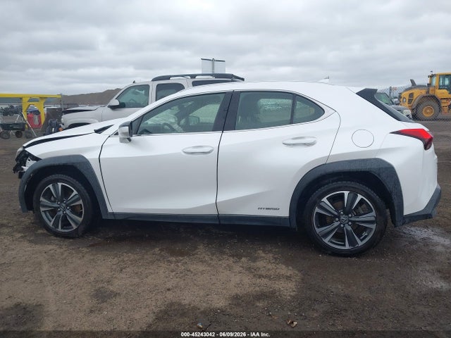 Lexus UX 250H 2020 JTHX9JBH0L2033360 Image 15