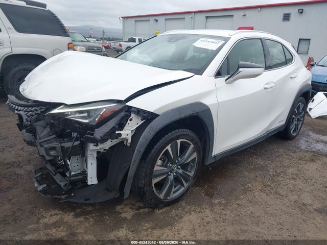 Lexus UX 250H 2020 JTHX9JBH0L2033360 Image 2