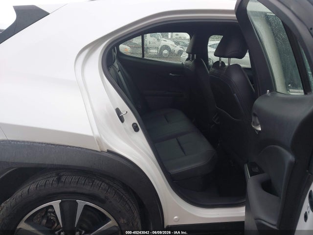 Lexus UX 250H 2020 JTHX9JBH0L2033360 Image 8