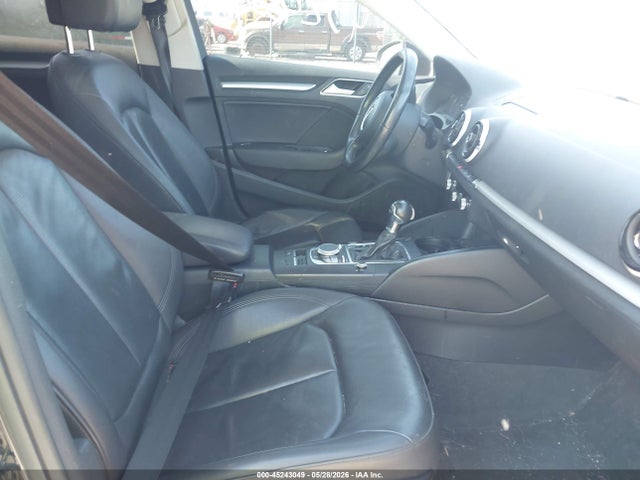 45243049 :رقم المزاد ، WAUA7GFF7G1020073 vin ، 2016 Audi A3 1.8t Premium مزاد بيع
