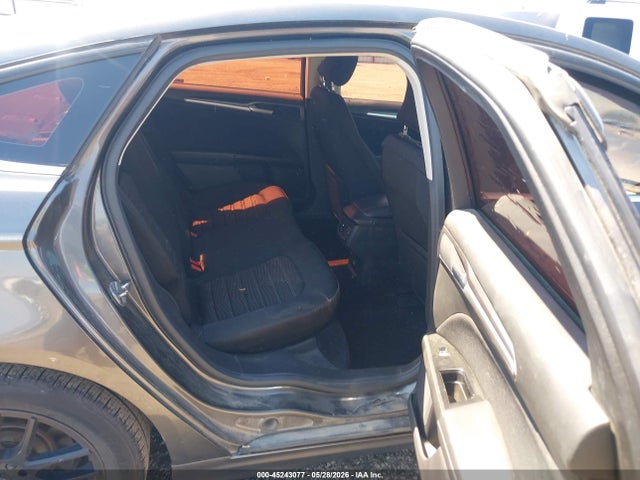 1FA6P0H79G5115495 Ford FUSION SE