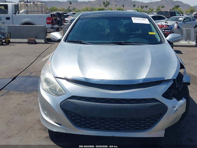 Hyundai Sonata Hybrid Limited 2014 KMHEC4A48EA107056 Image 13