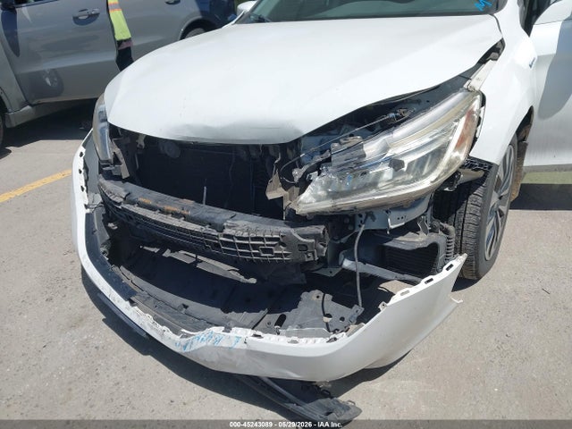 JHMCR6F76HC026752 Honda Accord Hybrid Touring