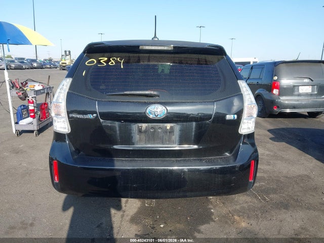 Toyota Prius V Five 2014 JTDZN3EU5E3290389 Image 17