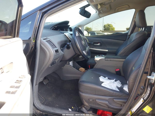 Toyota Prius V Five 2014 JTDZN3EU5E3290389 Image 5