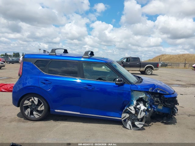 KNDJ53AU6P7205963 KIA Soul Gt-line