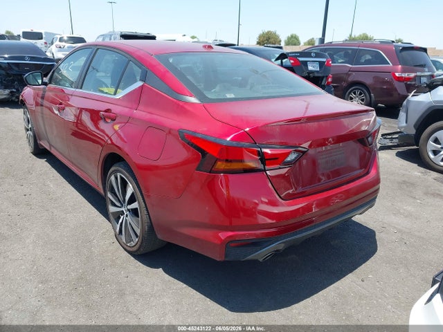 1N4BL4CW5NN313388 Nissan Altima Sr Intelligent Awd