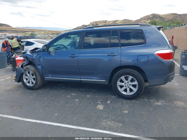 Продажа на аукционе авто 2012 Toyota Highlander Base V6, vin: 5TDZK3EH8CS089495, номер лота: 45243125