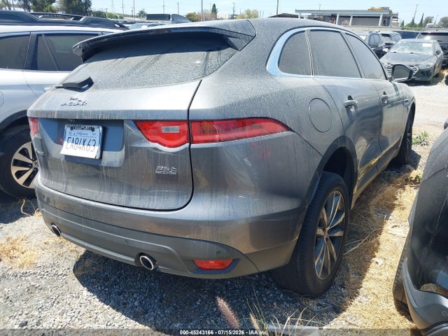 Jaguar F-pace 35t Prestige 2017 SADCK2BV7HA063182 Image 4