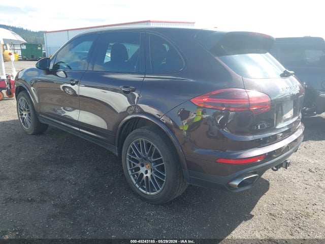 Porsche Cayenne Platinum Edition 2018 WP1AA2A24JKA02402 Image 3