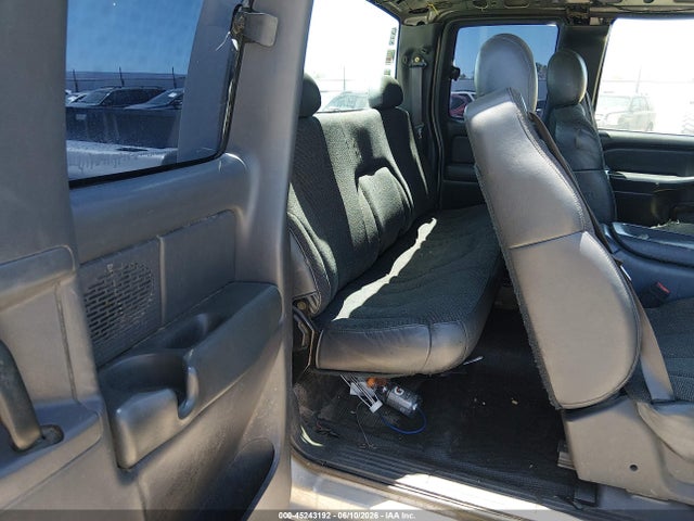 Auction sale of the 2002 Chevrolet Silverado 1500, vin: 2GCEK19T721390878, lot number: 45243192