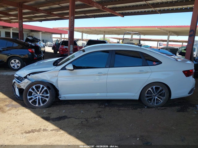 3VWBW7BU5TM010702 Volkswagen Jetta Sport