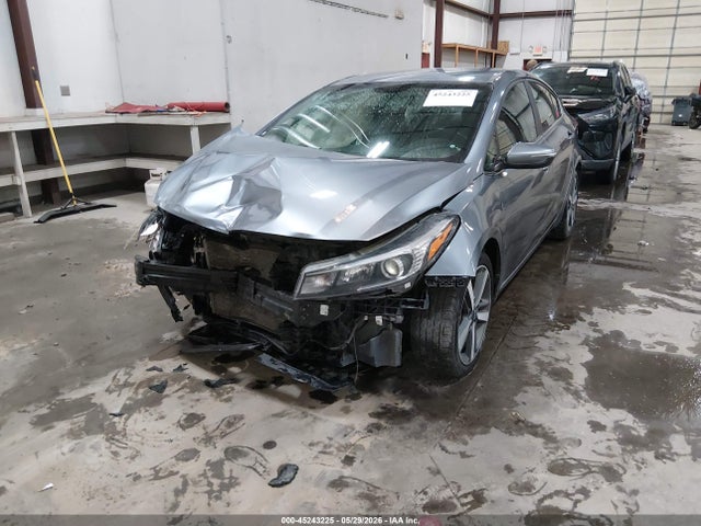 2017 Kia Forte Ex მანქანა იყიდება აუქციონზე, vin: 3KPFL4A8XHE110666, აუქციონის ნომერი: 45243225