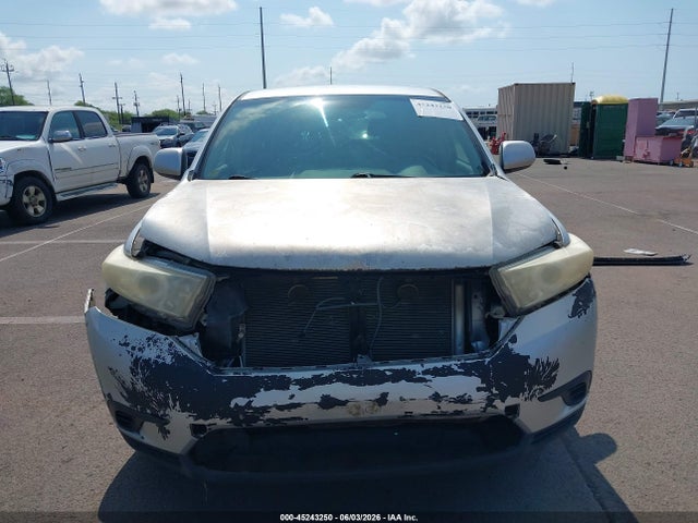 2013 Toyota Highlander Base Plus მანქანა იყიდება აუქციონზე, vin: 5TDZA3EH0DS031577, აუქციონის ნომერი: 45243250