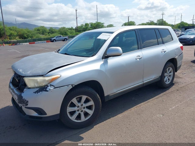 2013 Toyota Highlander Base Plus მანქანა იყიდება აუქციონზე, vin: 5TDZA3EH0DS031577, აუქციონის ნომერი: 45243250