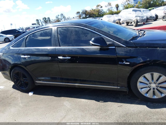 45243255 :رقم المزاد ، KMHE24L3XHA064190 vin ، 2017 Hyundai Sonata Hybrid Se مزاد بيع
