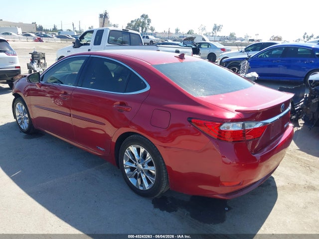 Lexus ES 300H 2014 JTHBW1GG5E2058521 Image 3