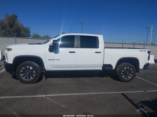 1GC4YME70MF158333 Chevrolet Silverado 2500hd 4wd Standard Bed Custom