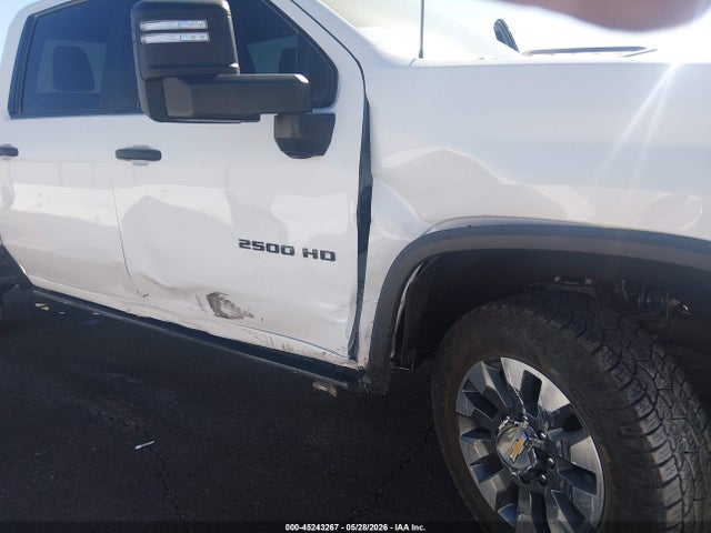 1GC4YME70MF158333 Chevrolet Silverado 2500hd 4wd Standard Bed Custom