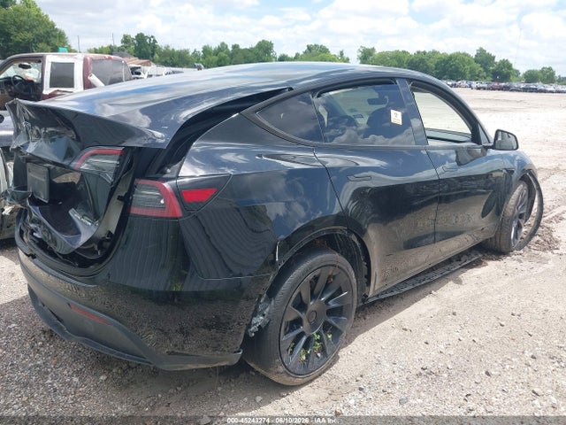 45243274 :رقم المزاد ، 7SAYGDEE2PA186100 vin ، 2023 Tesla Model Y مزاد بيع