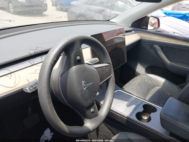 45243274 :رقم المزاد ، 7SAYGDEE2PA186100 vin ، 2023 Tesla Model Y مزاد بيع