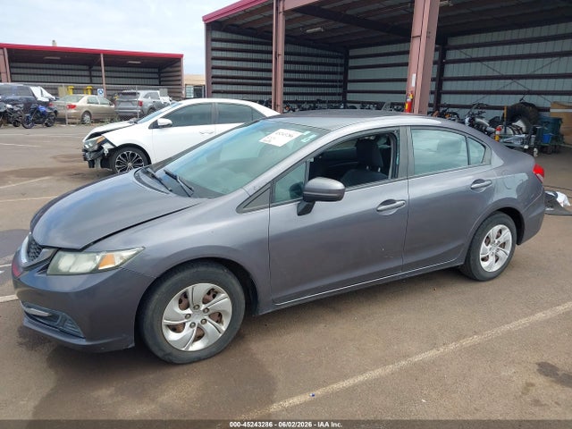 Продажа на аукционе авто 2015 Honda Civic Lx, vin: 2HGFB2F5XFH541064, номер лота: 45243286