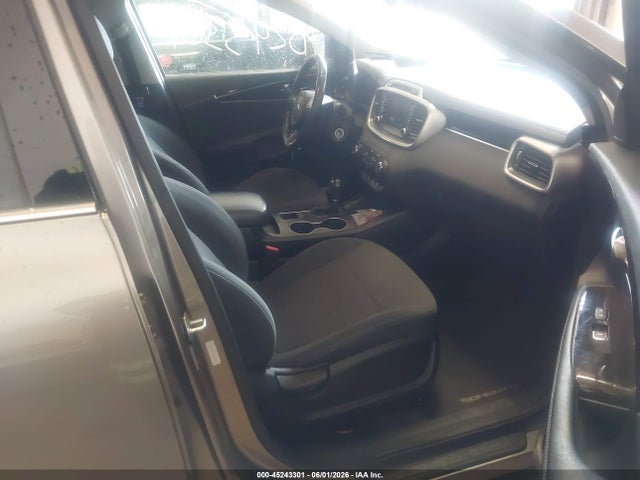 Продажа на аукционе авто 2017 Kia Sorento 3.3l Lx, vin: 5XYPGDA52HG205191, номер лота: 45243301