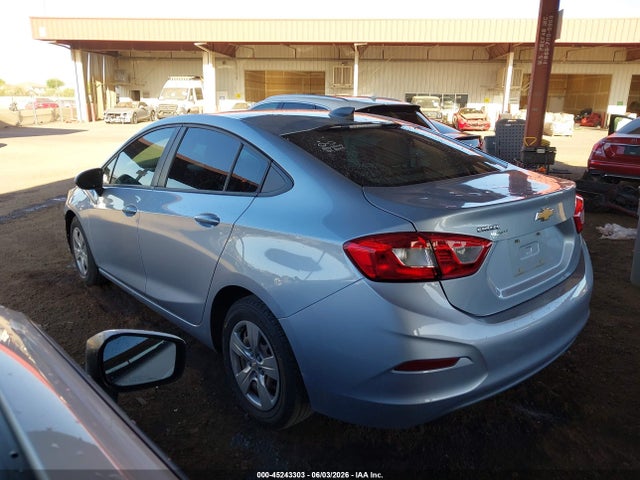 45243303 :رقم المزاد ، 1G1BC5SM6J7137409 vin ، 2018 Chevrolet Cruze Ls Auto مزاد بيع