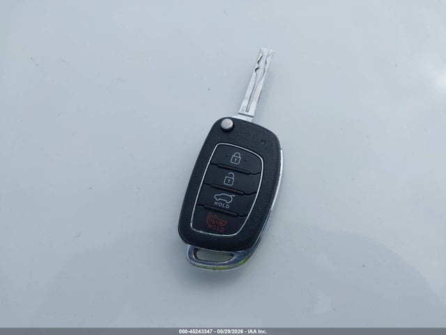 KM8J23A49HU264030 Hyundai TUCSON SE