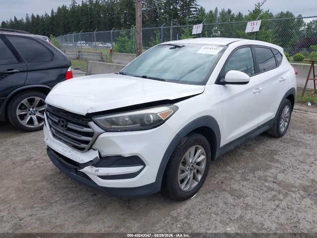 KM8J23A49HU264030 Hyundai TUCSON SE