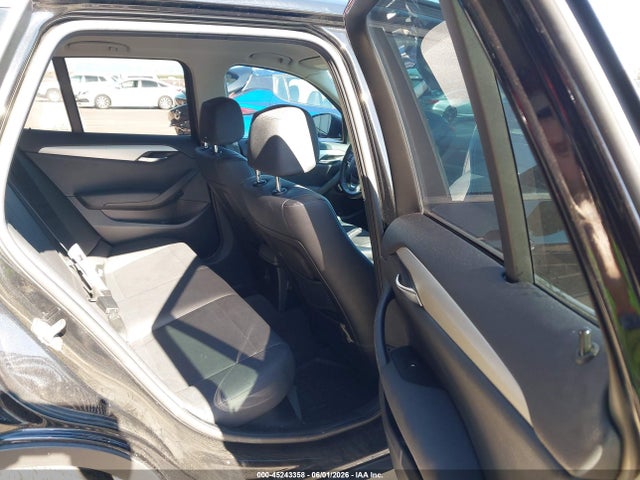 2015 Bmw X1 Sdrive28i მანქანა იყიდება აუქციონზე, vin: WBAVM1C5XFV498966, აუქციონის ნომერი: 45243358