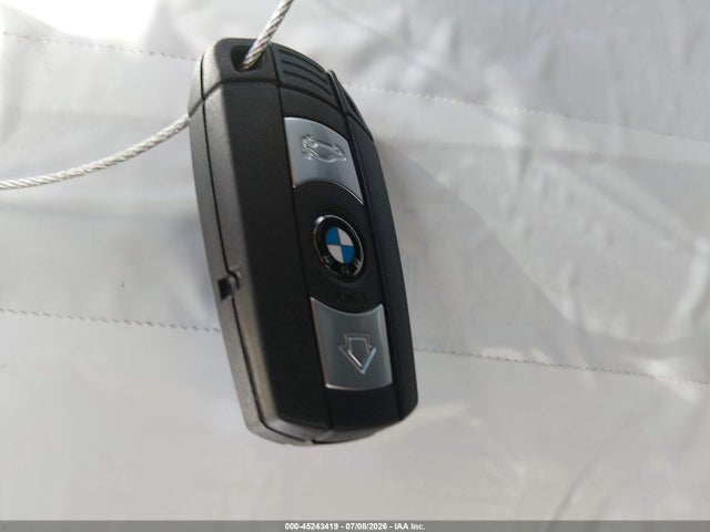 2009 Bmw 328i მანქანა იყიდება აუქციონზე, vin: WBAPH53529A435327, აუქციონის ნომერი: 45243419