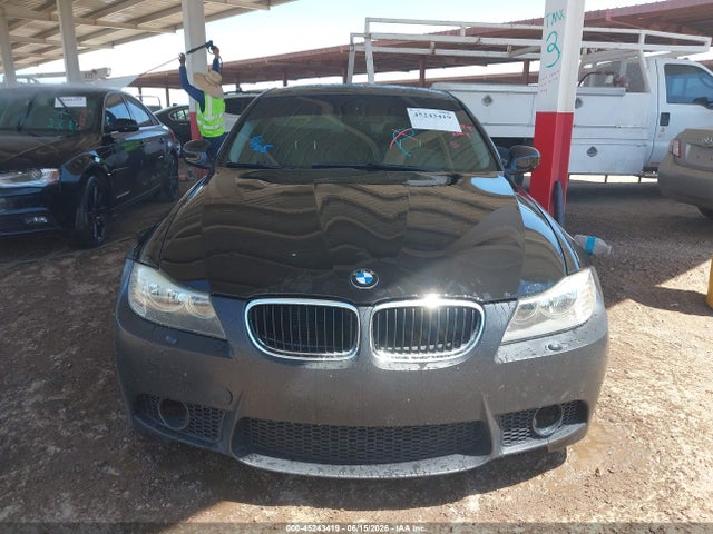 45243419 :رقم المزاد ، WBAPH53529A435327 vin ، 2009 Bmw 328i مزاد بيع