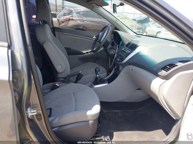 Продажа на аукционе авто 2013 Hyundai Accent Gls, vin: KMHCT4AE5DU281972, номер лота: 45243426