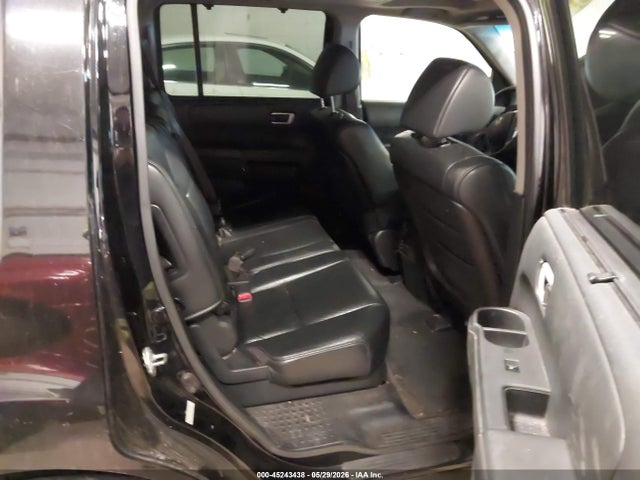 45243438 :رقم المزاد ، 5FNYF4H98BB017547 vin ، 2011 Honda Pilot Touring مزاد بيع
