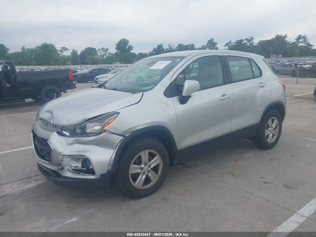Chevrolet TRAX LS 2017 KL7CJNSB3HB101973 Image 2
