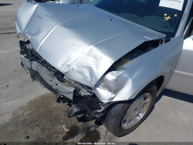 Продажа на аукционе авто 2005 Chrysler 300 Touring, vin: 2C3JA53G55H674921, номер лота: 45243554
