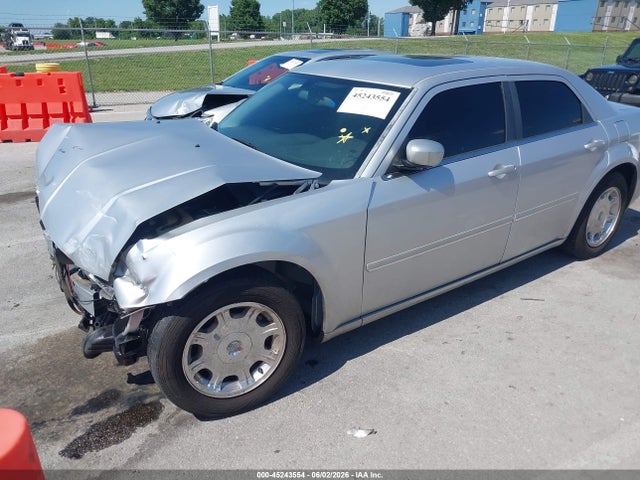Продажа на аукционе авто 2005 Chrysler 300 Touring, vin: 2C3JA53G55H674921, номер лота: 45243554