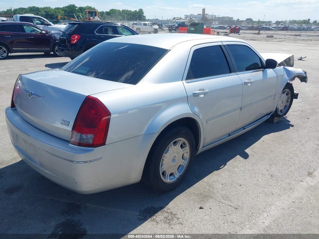 Продажа на аукционе авто 2005 Chrysler 300 Touring, vin: 2C3JA53G55H674921, номер лота: 45243554