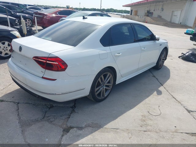 1VWAA7A36JC036470 Volkswagen Passat 2.0t R-line/2.0t S