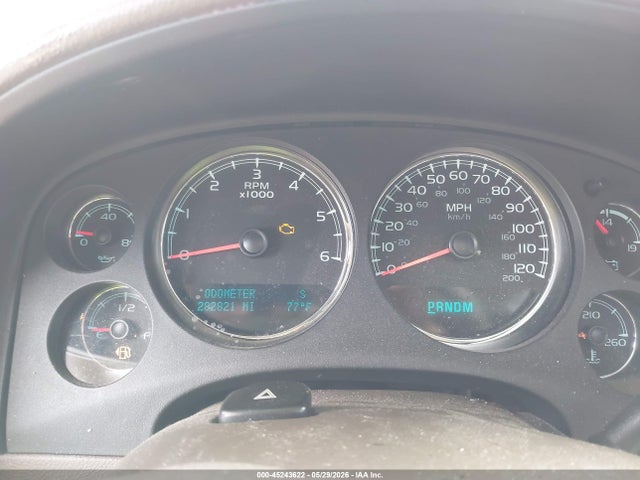 45243622 :رقم المزاد ، 1GNSKBE06BR390681 vin ، 2011 Chevrolet Tahoe Lt مزاد بيع