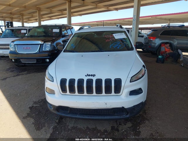 1C4PJLAB6HW603783 Jeep Cherokee Altitude Fwd
