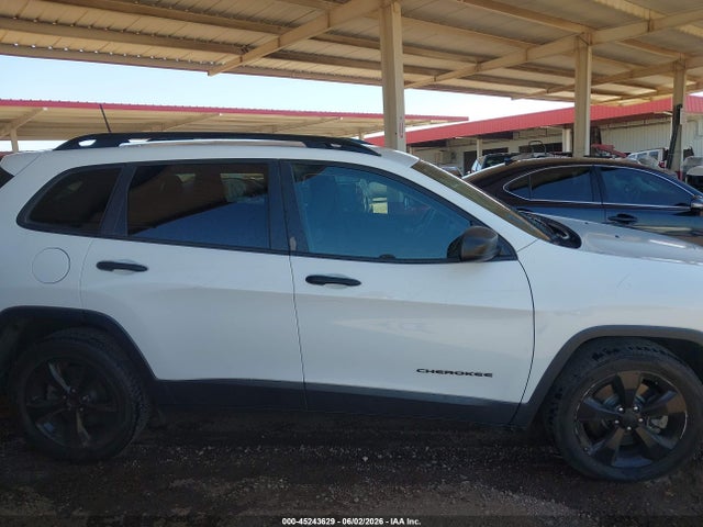 1C4PJLAB6HW603783 Jeep Cherokee Altitude Fwd