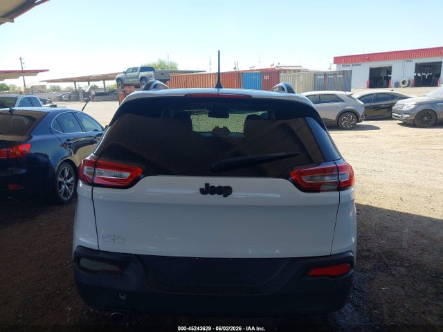 1C4PJLAB6HW603783 Jeep Cherokee Altitude Fwd