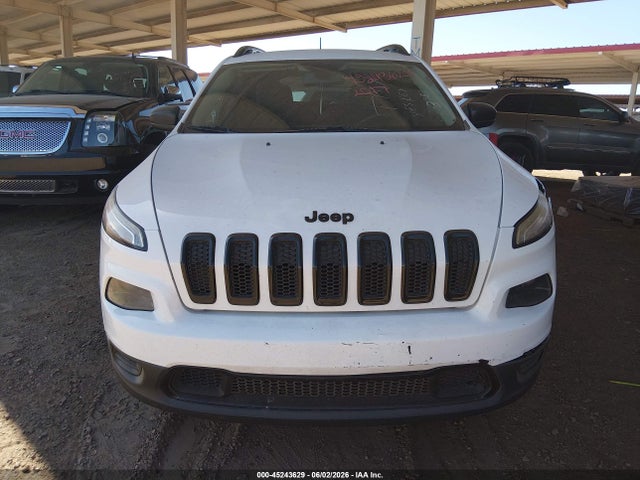 1C4PJLAB6HW603783 Jeep Cherokee Altitude Fwd