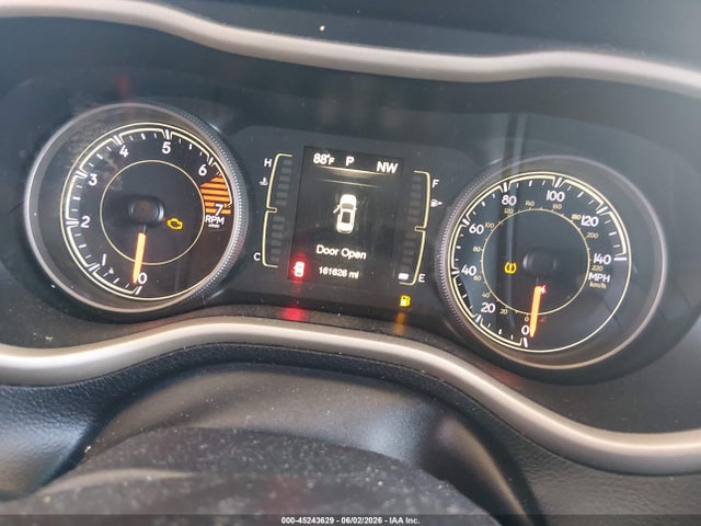 1C4PJLAB6HW603783 Jeep Cherokee Altitude Fwd