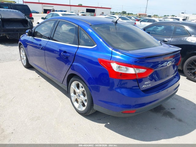 Ford Focus Titanium 2014 1FADP3J23EL137587 Image 3