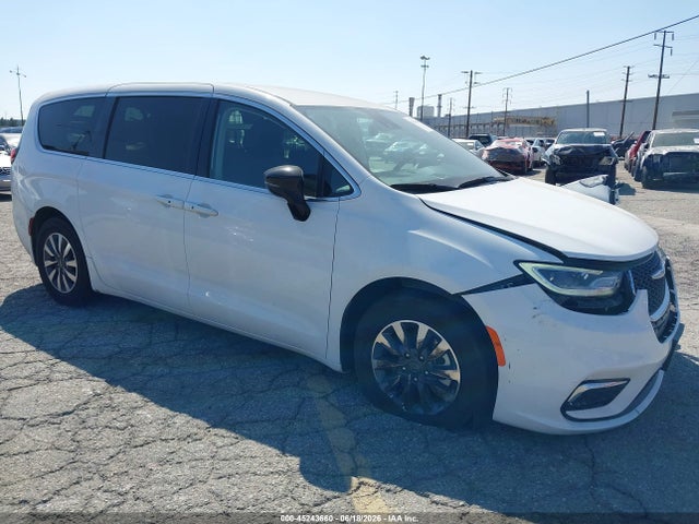 Chrysler Pacifica Hybrid Select 2024 2C4RC1S73RR158270 main image