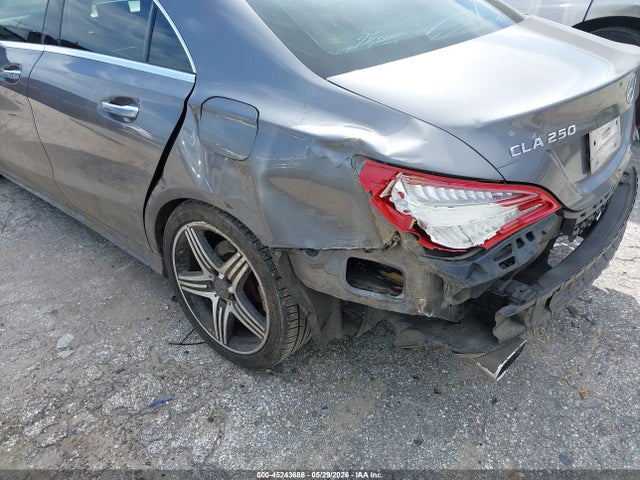 Mercedes-Benz CLA 250 2015 WDDSJ4EBXFN170441 Image 6